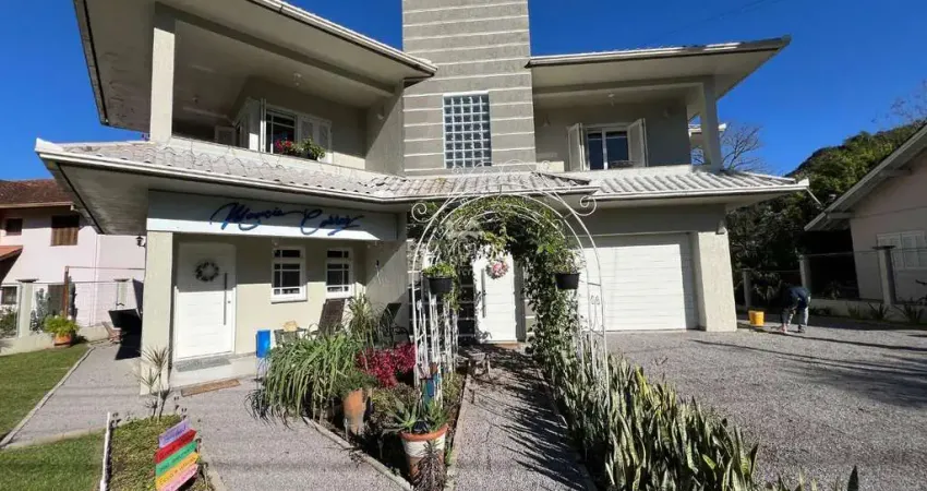 Apartamento com 4 quartos à venda na Rua Cônego Edvino Phul, Centro, Picada Café