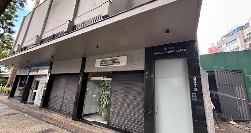 Sala comercial com 1 sala para alugar na Avenida Afonso Pena, 3389, Serra, Belo Horizonte