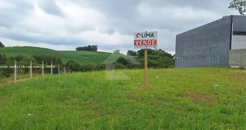 Terreno à venda na Rua Rosa Sedoski Valenga, 332, Centro, Campo Magro