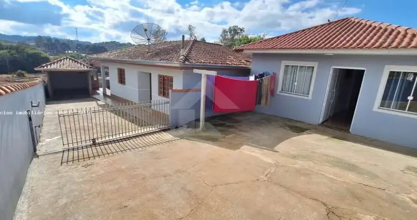 Casa para Venda em Campo Magro, Sede, 6 dormitórios, 1 suíte, 2 banheiros, 2 vagas