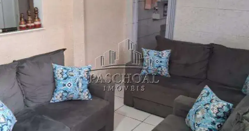 Apartamento de 1 quarto com quintal na guilhermina com vaga de caragem coletiva.