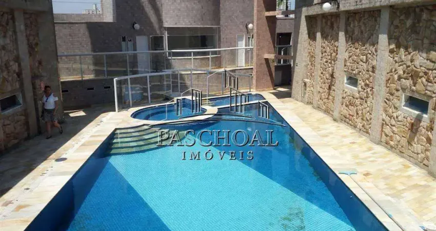 Condomínio alto padrão com 2 suítes, fino acabamento, a 200 metros da praia