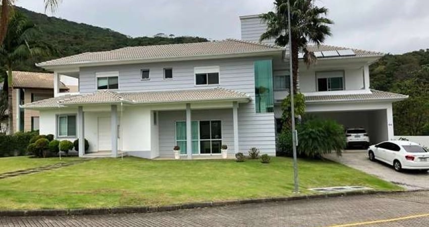 Casa em condomínio fechado com 4 quartos à venda no Córrego Grande, Florianópolis 