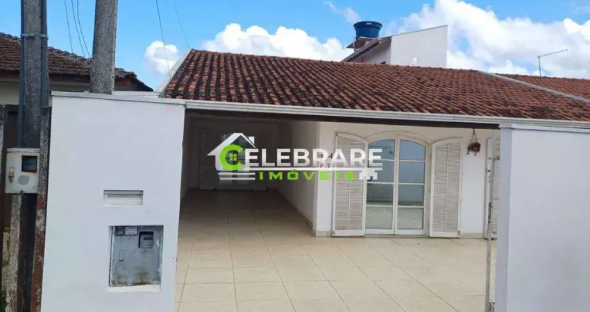 CASA EM COLOMBO! 03 QTOS,TERRENO,GARAGEM COBERTA,PRÓX. HAVAN