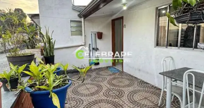 CASA COM LOTE EM COLOMBO!!! PRÓX.A AVENIDA SÃO GABRIEL