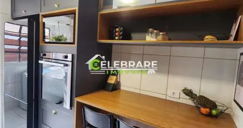 Apartamento com 3 quartos, Pinheirinho, Curitiba - R$ 408 mil, Cod: DM512