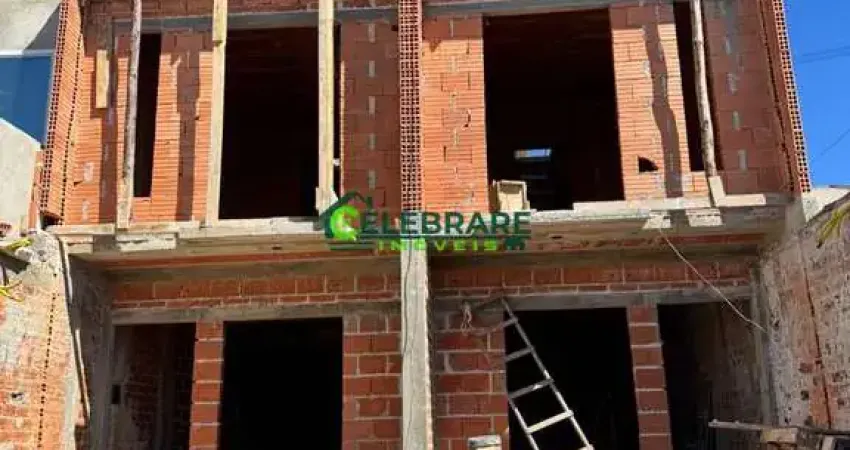 Sobrado novo no cic!!! 2 qtos,sacada,churrasq,próx. sup. europa