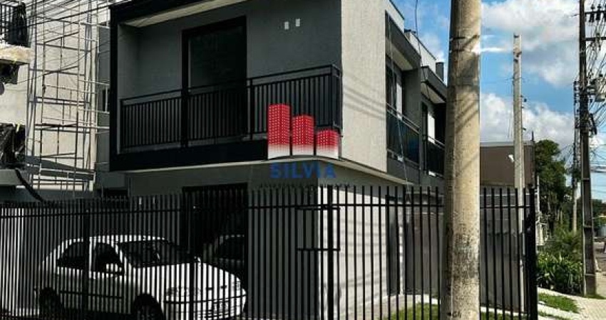 Lindo Sobrado de esquina com 2 quartos e 2 vagas de garagem no Tatuquara - Cidade Industrial