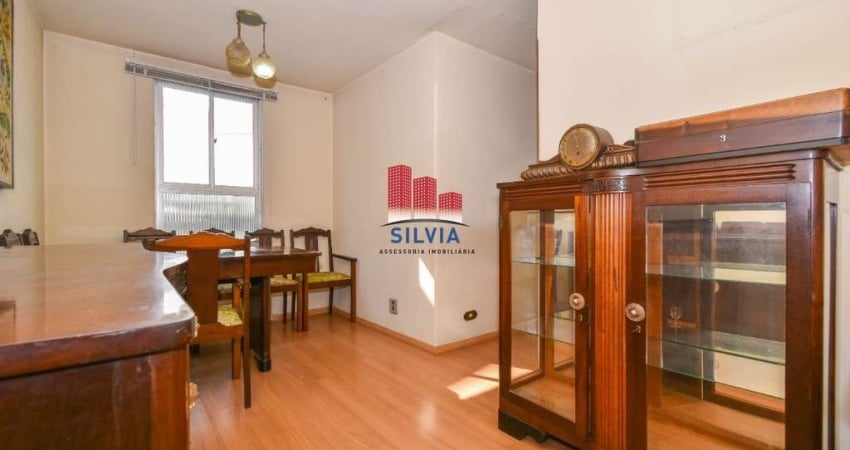 Apartamento de 3 quartos no bairro Novo Mundo em Curitiba