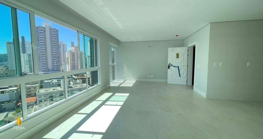 Apartamento para venda no centro de Balneário Camboriú.