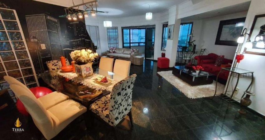 Apartamento a venda no Edifício Farol da Barra no Bairro Fazenda em Itajaí.