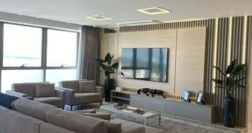 Apartamento a venda no Yachthouse localizado na Barra Sul em Balneário Camboriú.