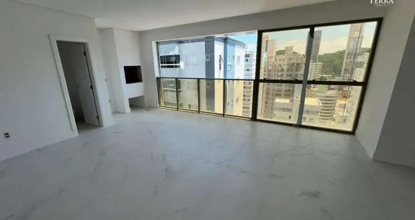 Apartamento a venda no Las Brisas Residence localizado no bairro Pioneiros em Balneário Camboriú.