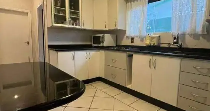 Casa a venda localizada no bairro São João em Itajaí