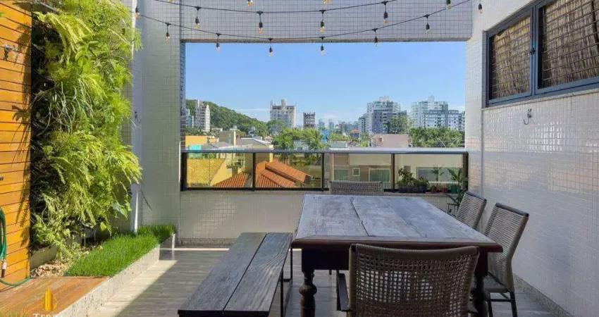 Apartamento Duplex à Venda no Edifício Reis Village, Praia dos Amores, Balneário Camboriú.