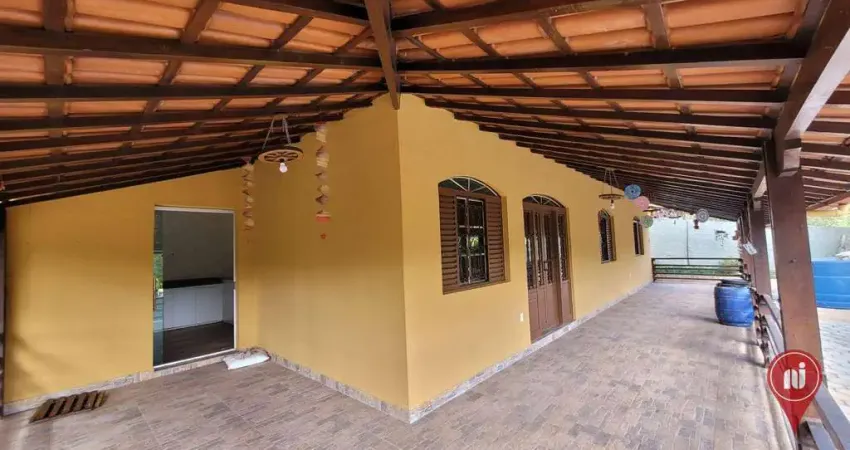 Casa com 4 dormitórios à venda, 200 m² por R$ 750.000,00 - Retiro do Brumado - Brumadinho/MG