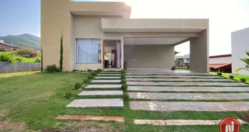 Casa à venda, 200 m² por R$ 1.600.000,00 - Condomínio Serra dos Bandeirantes - Mário Campos/MG