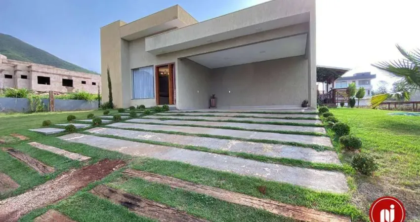 Casa com 3 dormitórios à venda, 200 m² por R$ 1.650.000,00 - Condomínio Serra dos Bandeirantes - Mário Campos/MG