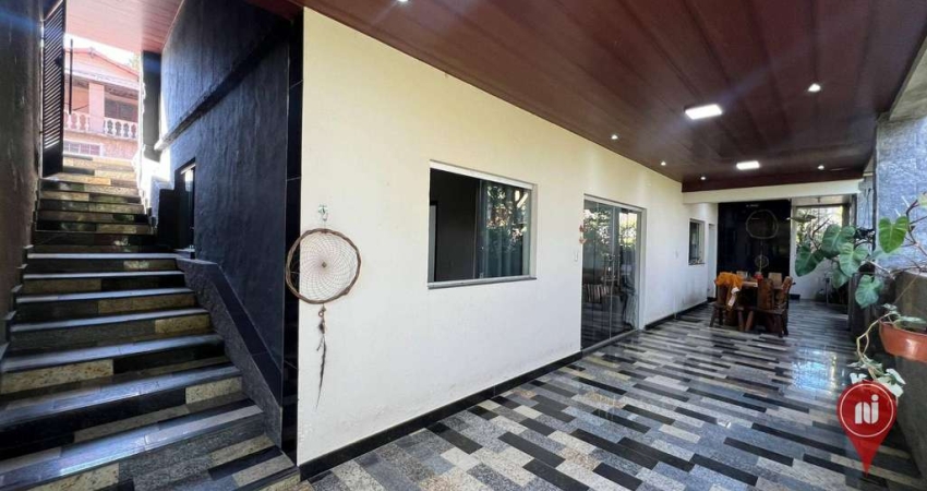 Casa com 3 dormitórios para alugar, 130 m² por R$ 2.216,67/mês - São Sebastiao - Brumadinho/MG