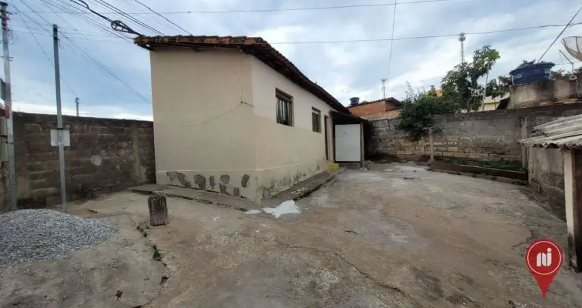 Casa com 1 dormitório para alugar, 30 m² por R$ 960,00/mês - Santa Efigenia - Brumadinho/MG