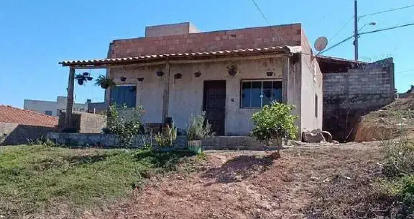 Casa com 3 dormitórios à venda, 100 m² por R$ 260.000,00 - Salgado Filho - Brumadinho/MG