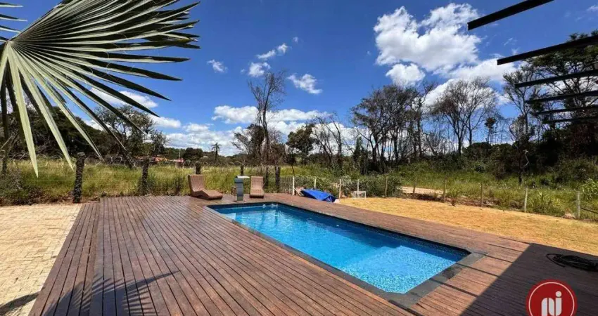 Casa com 4 dormitórios à venda, 234 m² por R$ 1.500.000,00 - Córrego Do Barro - Brumadinho/MG