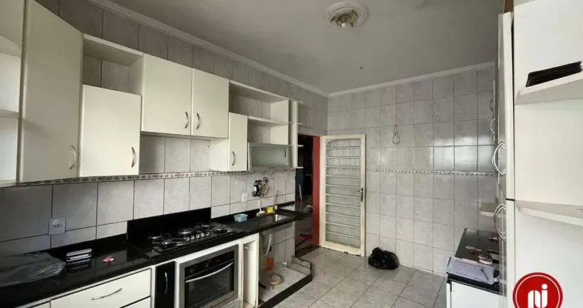 Casa, 180 m² - venda por R$ 490.000,00 ou aluguel por R$ 2.510,00/mês - Grajaú - Brumadinho/MG