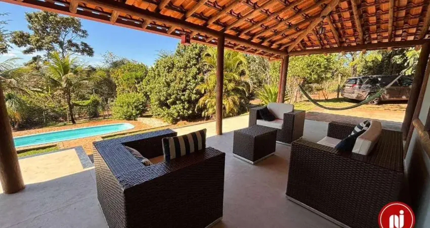 Casa com 3 dormitórios à venda, 140 m² por R$ 695.000,00 - Condomínio Quintas do Rio Manso - Brumadinho/MG