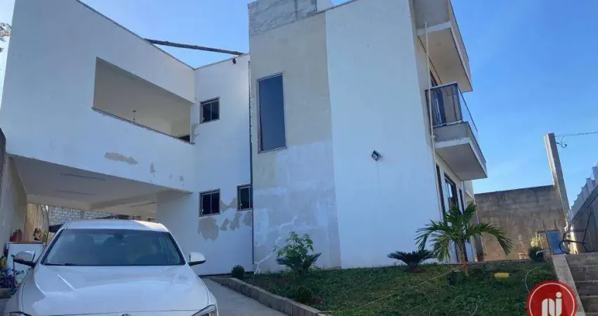 Casa semi-mobiliada com 4 dormitórios à venda, 245 m² por R$ 700.000 - Jardim Vera Cruz - Sarzedo/MG