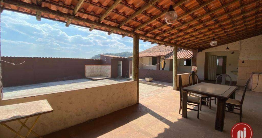 Casa com 3 dormitórios à venda, 120 m² por R$ 700.000,00 - Santa Rosa - Sarzedo/MG