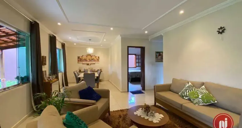 Casa com 6 dormitórios à venda, 450 m² por R$ 1.300.000,00 - Bom Jardim - Mário Campos/MG