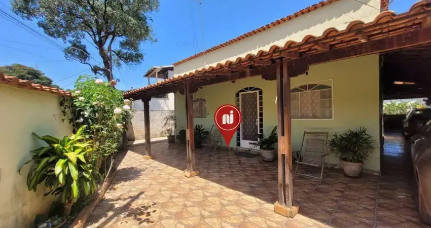 Casa semi-mobiliada com 3 dormitórios à venda, 128 m² por r$ 600.000 - campo verde - mário campos/mg