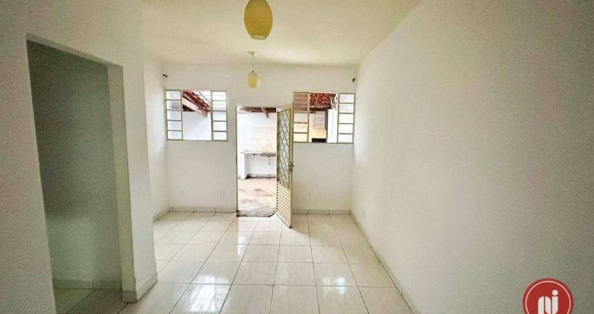 Casa com 2 dormitórios à venda, 55 m² por R$ 220.000,00 - Residencial Masterville - Sarzedo/MG