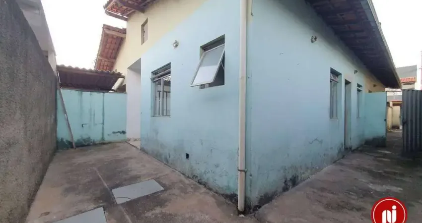 Casa com 2 dormitórios à venda, 45 m² por R$ 186.000,00 - Centro - Mário Campos/MG