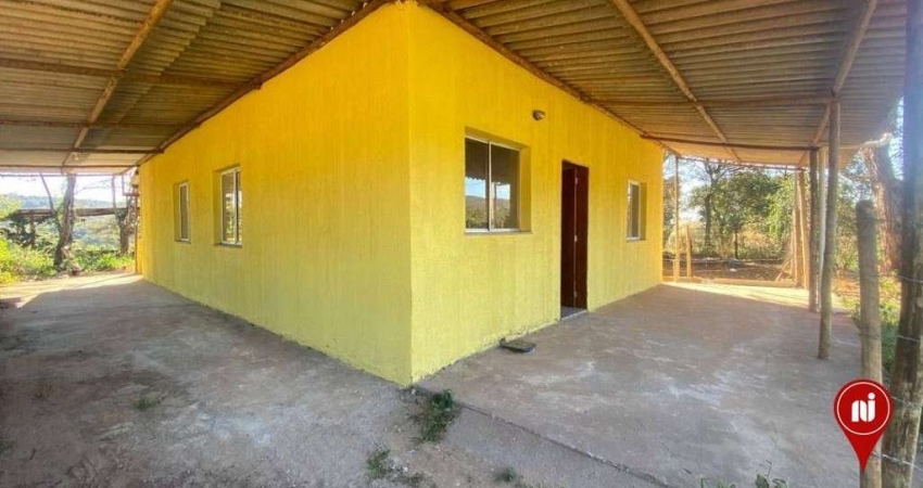 Casa com 2 dormitórios para alugar, 360 m² por R$ 1.200/mês - Vila das Amoreiras - Mário Campos/MG