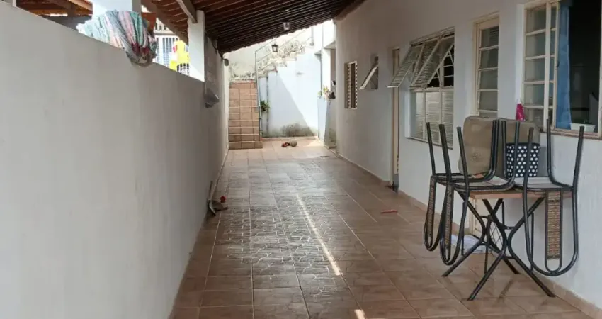 Casa com 2 quartos à venda no Marmeleiro, São Roque 
