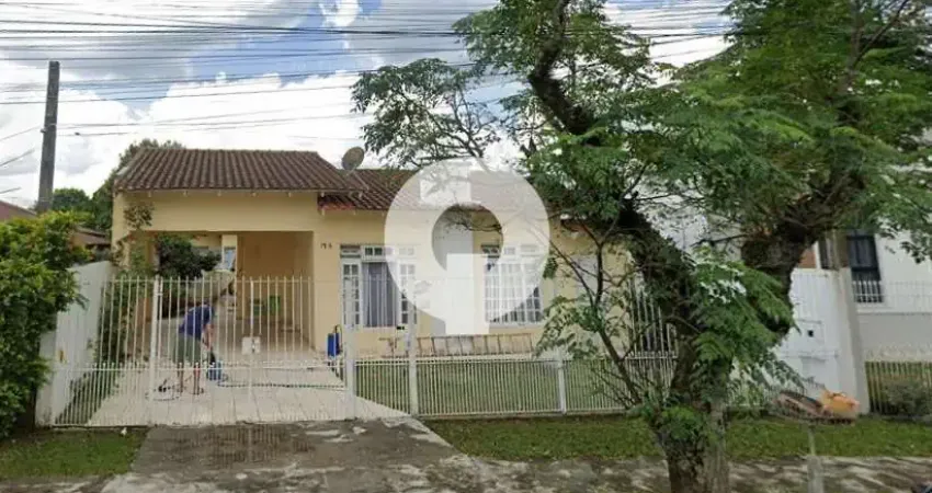 Casa para reforma em Santa Felicidade