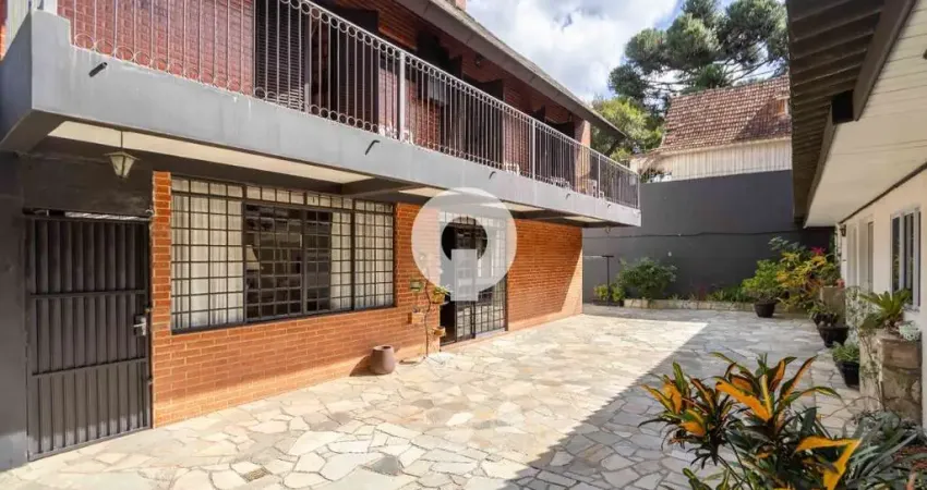 Casa versátil no Bom Retiro - Ideal para uso residencial ou comercial, com 295 m² de área construída