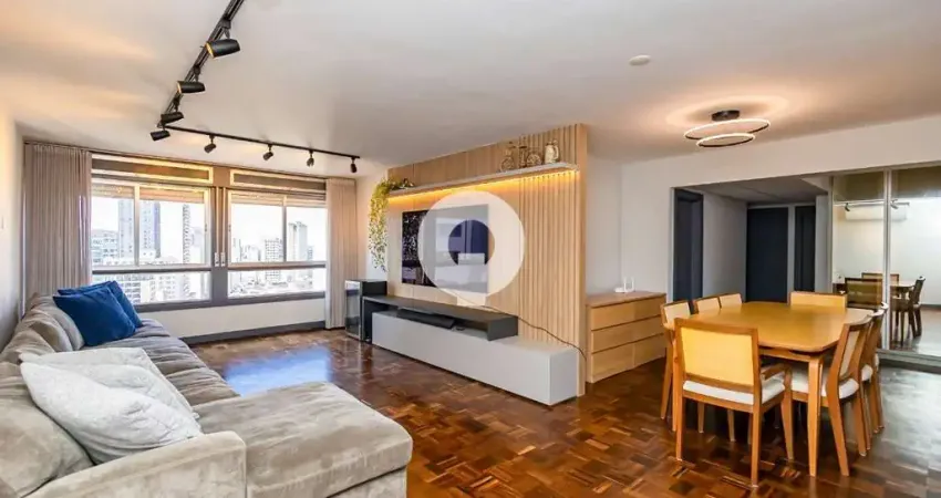 Apartamento retrofit de 185m² no icônico Edifício Gemini - Centro de Curitiba