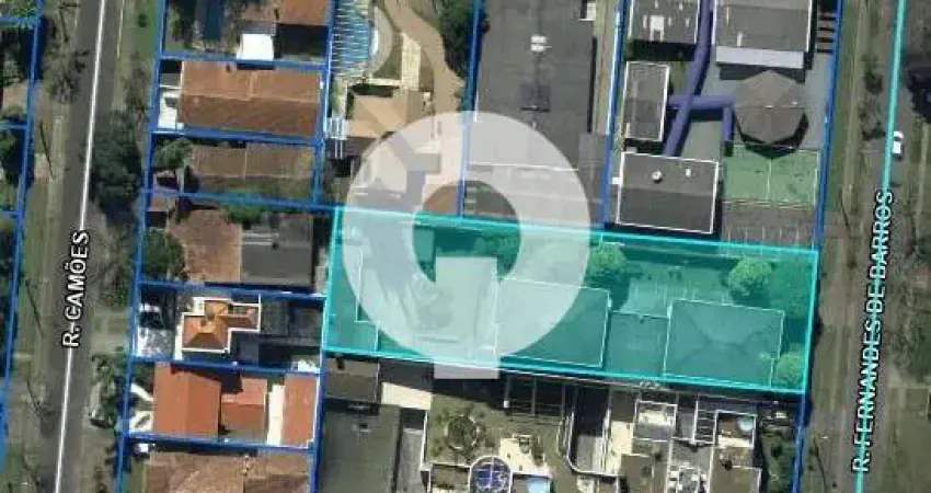Terreno ZR3.1 no Hugo Lange - Oportunidade para Condomínio de Sobrados ou Prédio até 4 Andares