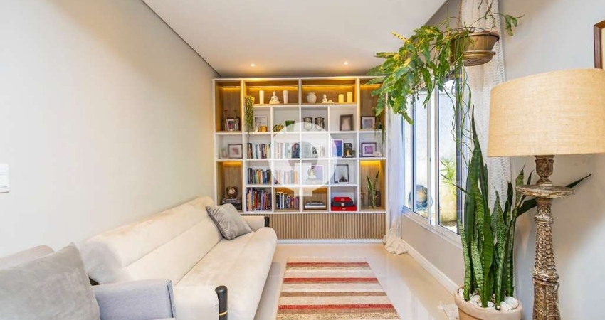 Casa espaçosa com 4 quartos, edícula, reformada e muito bem localizada!