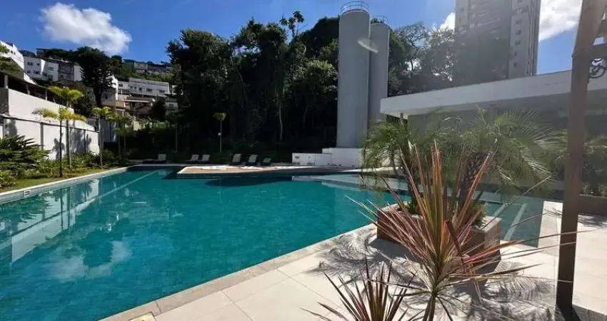 Apartamento de três quartos um suíte em condomínio clube a venda por 489.000,00