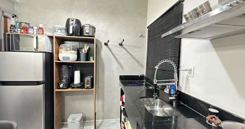 Apartamento à venda mobiliado de dois quartos no centro de juiz de fora