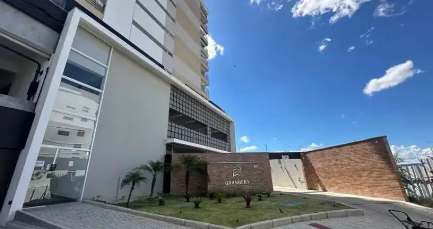 Apartamento com 2 Quartos e 1 banheiro Suíte à Venda, 55 m² por R$ 265.000