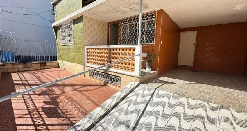 Casa de 7 dormitórios a venda no Bairu Juiz de Fora