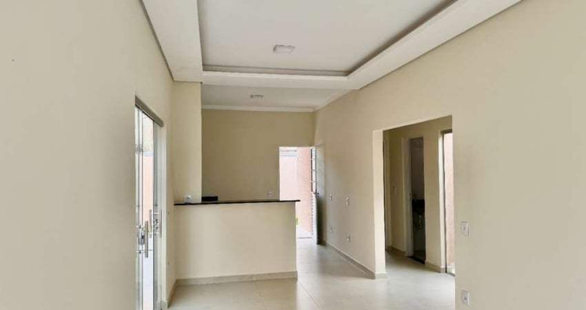 Confortável casa tipo para venda com 2 quartos, sendo 1 suíte, 73m²