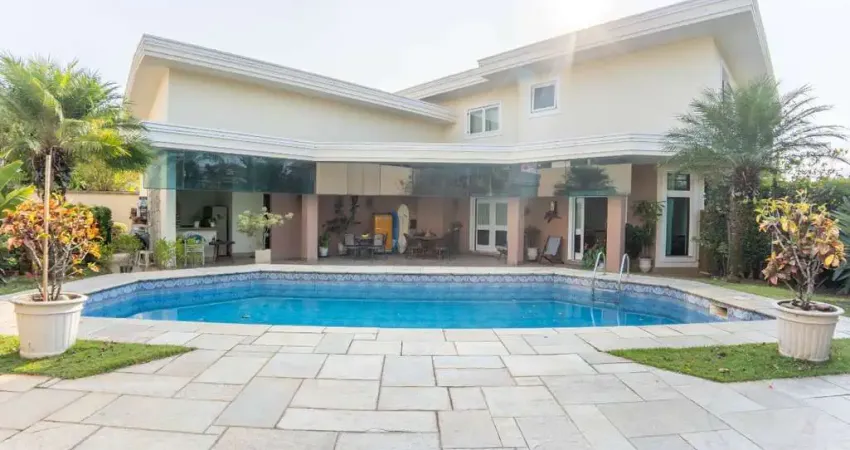 Espetacular casa em condomínio para venda em Tamboré com 4 quartos, sendo 4 suítes, 462m²