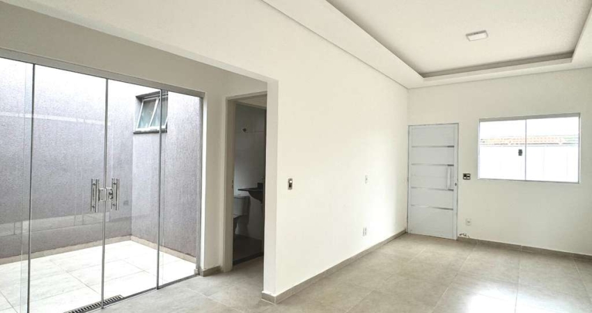 Deslumbrante casa tipo para venda com 2 quartos, sendo 1 suíte, 73m²