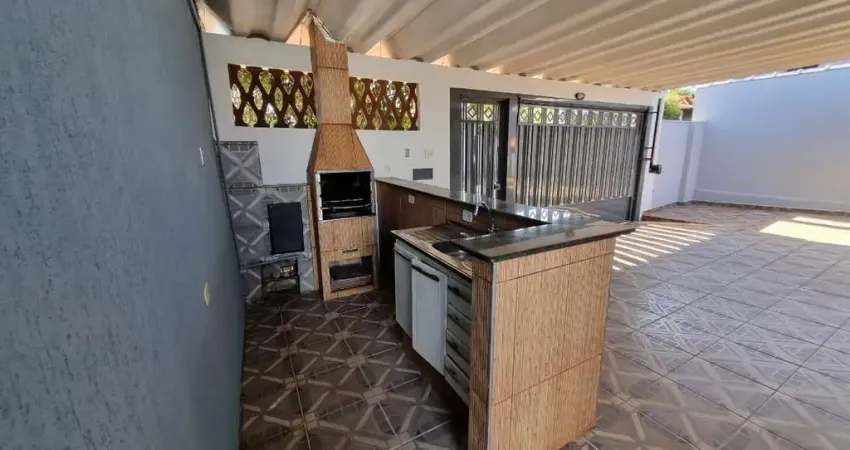 Deslumbrante casa tipo para venda em Solar Boa Vista com 3 quartos, sendo 1 suíte, 155m²