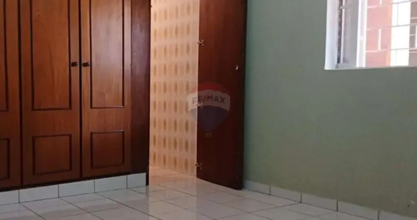 Casa à venda com 137m² - 3 quartos sendo 1 suíte no campos elíseos